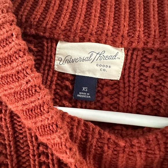 Rust Color Sweater, Crop-Length - Picture 5 of 6